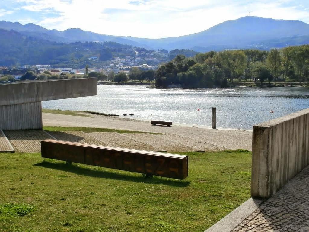 Casa Con Piscina A Orilla Del Rio Mino Holiday home Tomino