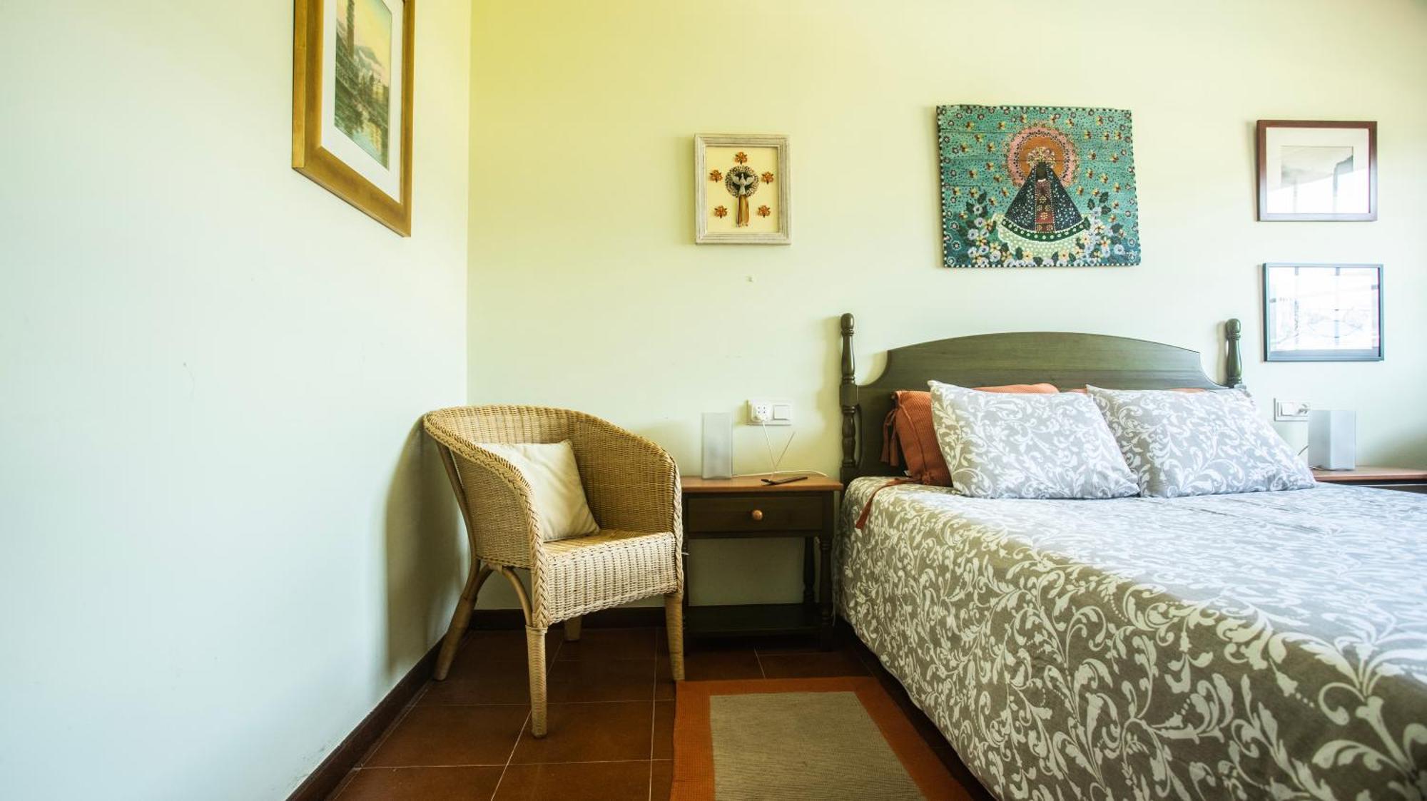 Casa Con Piscina A Orilla Del Rio Mino