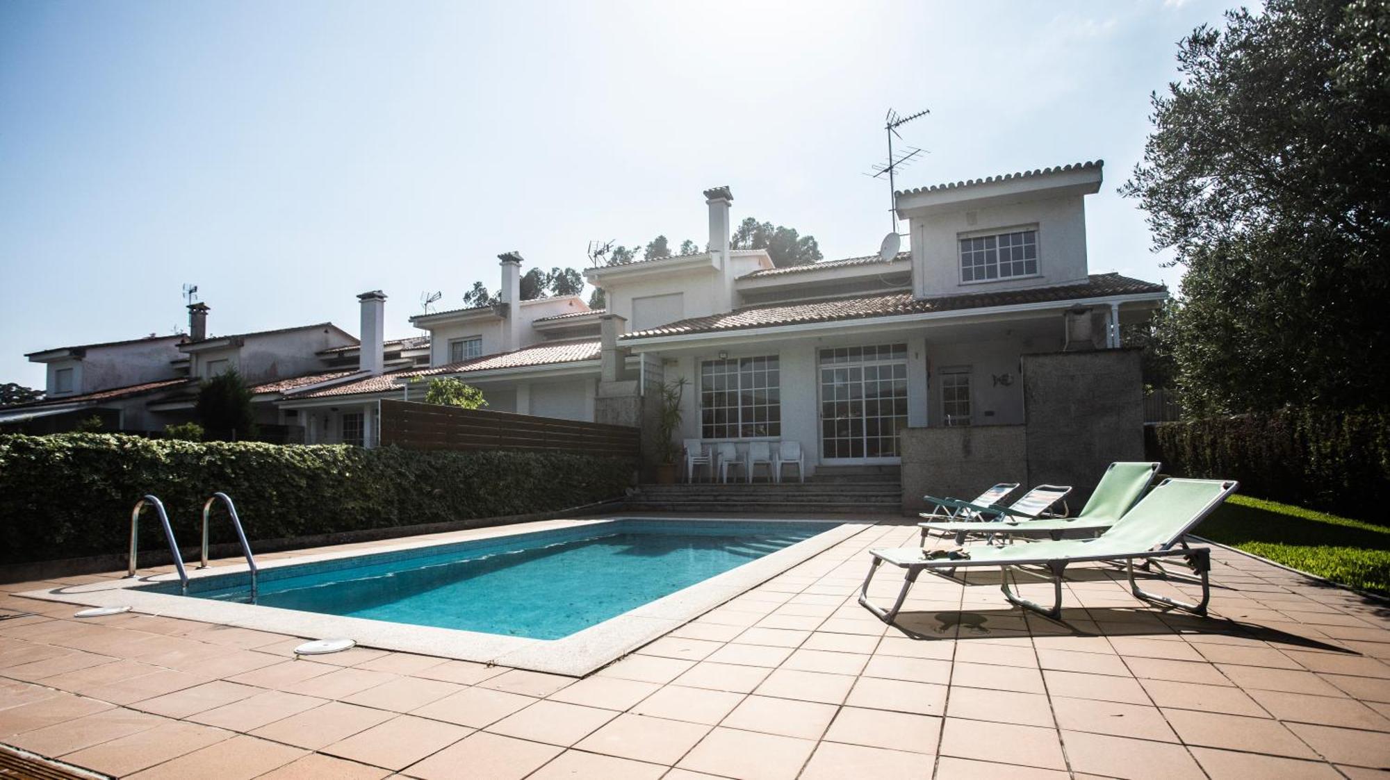 Holiday home Casa Con Piscina A Orilla Del Rio Mino *